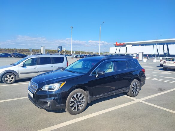 2017 Subaru Outback V, чёрный, 2591000 рублей
