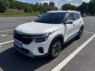 2023 Kia Seltos I Рестайлинг, белый, 2300000 рублей, вид 1