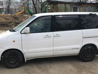 2001 Toyota Town Ace Noah III, белый, 640000 рублей, вид 4
