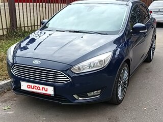 2015 Ford Focus III Рестайлинг, синий, 1050000 рублей, вид 4