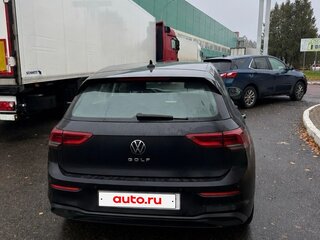 2020 Volkswagen Golf VIII, чёрный, 1900000 рублей, вид 2