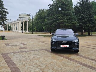 2021 Audi Q8 45 TDI I (4M), синий, 8436549 рублей, вид 2