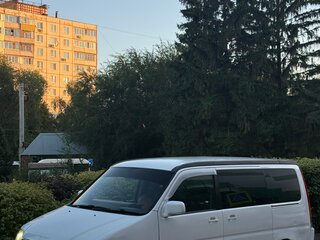 2000 Honda Stepwgn I Рестайлинг, белый, 435000 рублей, вид 2
