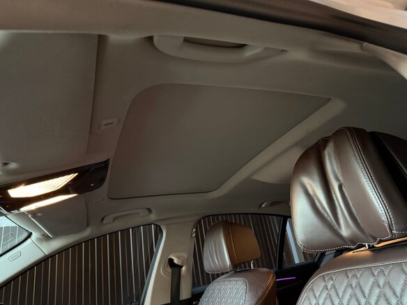 2019 BMW 5 серии 520d xDrive VII (G30/G31/G38), белый, 3100000 рублей - вид 16