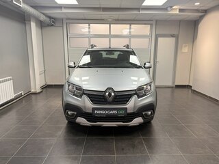 2021 Renault Sandero Stepway II Рестайлинг, серебристый, 1245000 рублей, вид 2