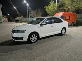 2017 Skoda Rapid I Рестайлинг, белый, 660000 рублей, вид 2