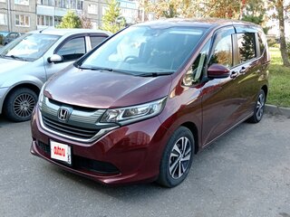 2017 Honda Freed II, пурпурный, 1700000 рублей, вид 2