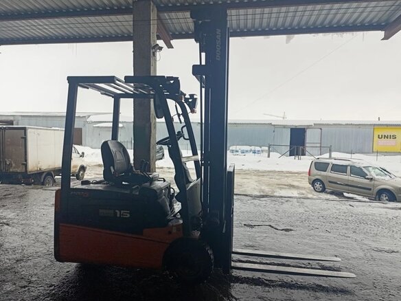2012 Doosan B15, оранжевый, 650000 рублей - вид 10