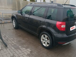 2011 Skoda Yeti I, чёрный, 600000 рублей, вид 4