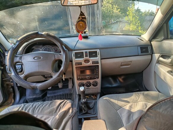 2011 Lada (ВАЗ) Priora I, чёрный, 300000 рублей - вид 4