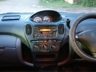 2001 Toyota FunCargo, белый, 360000 рублей, вид 5