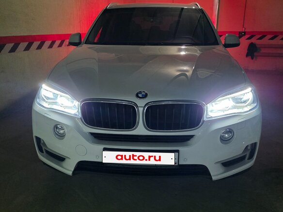 2014 BMW X5 30d III (F15), белый, 3400000 рублей - вид 21