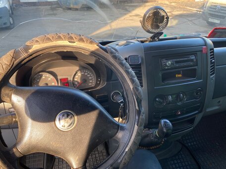 2008 Volkswagen Crafter, белый, 600000 рублей, вид 2