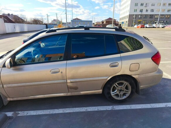 2005 Kia Rio I Рестайлинг, бежевый, 300000 рублей - вид 1