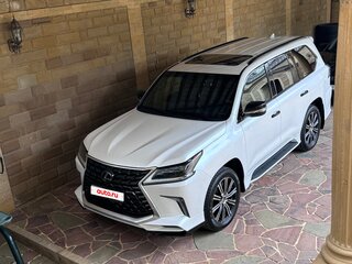 2018 Lexus LX 570 III Рестайлинг 2, белый, 7550000 рублей, вид 1