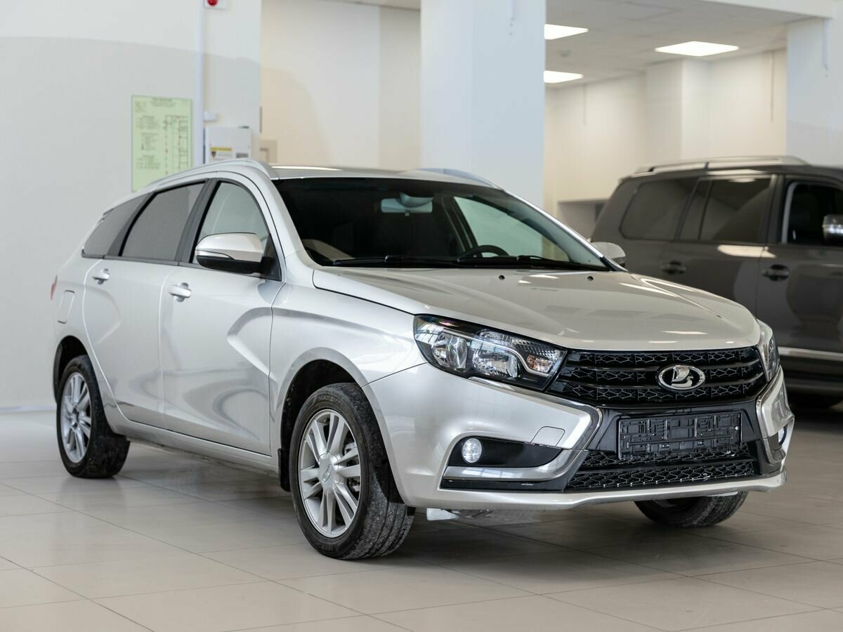 Открыть фотографии: Lada (ВАЗ) Vesta I