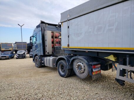2019 Volvo FH, синий, 7607500 рублей, вид 4