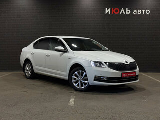 2020 Skoda Octavia III (A7) Рестайлинг, белый, 1300000 рублей, вид 3