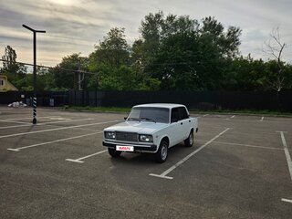 2004 Lada (ВАЗ) 2107, белый, 350000 рублей, вид 2