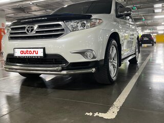 2011 Toyota Highlander II (XU40) Рестайлинг, белый, 1680000 рублей, вид 2