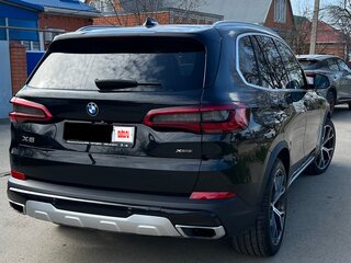 2019 BMW X5 30d IV (G05/G18), чёрный, 8080000 рублей, вид 4