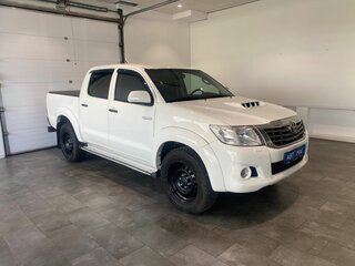 2012 Toyota Hilux VII Рестайлинг, белый, 1526000 рублей, вид 3