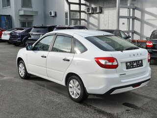 2018 Lada (ВАЗ) Granta I Рестайлинг, белый, 565000 рублей, вид 3