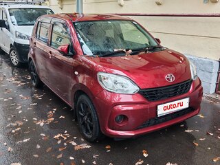 2017 Toyota Passo III, красный, 850000 рублей, вид 3