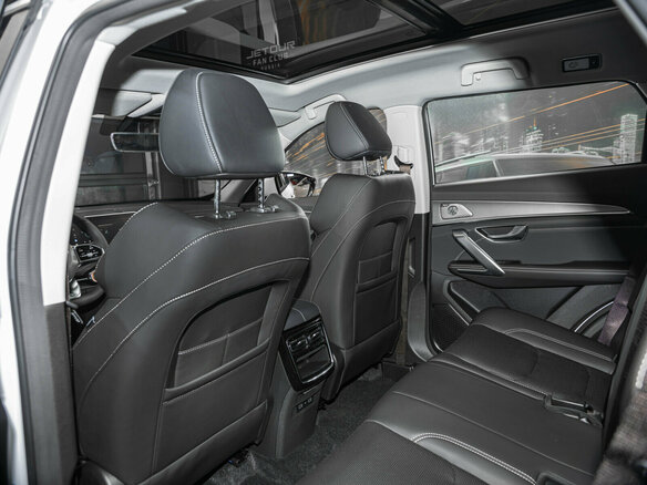 2026 Jetour X70+ I Рестайлинг, жёлтый, 3099000 рублей - вид 11
