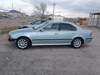 1996 BMW 5 серии 520i IV (E39), серебристый, 500000 рублей, вид 3