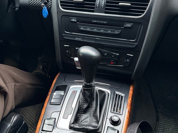 2008 Audi A4 IV (B8), чёрный, 1000000 рублей - вид 18