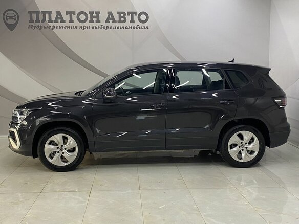 2025 Volkswagen Tharu 300 TSI I Рестайлинг, серый, 3099000 рублей - вид 6