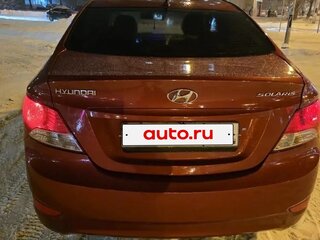 2013 Hyundai Solaris I, красный, 650000 рублей, вид 3