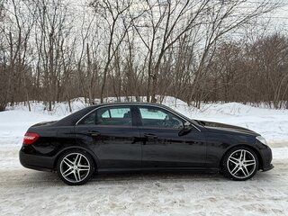 2011 Mercedes-Benz E-Класс 200 7G-Tronic IV (W212, S212, C207), чёрный, 1560000 рублей, вид 5
