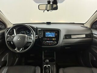 2015 Mitsubishi Outlander III Рестайлинг 2, белый, 1530000 рублей, вид 5
