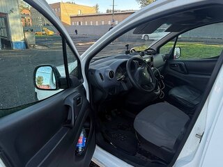 2012 Peugeot Partner, белый, 610000 рублей, вид 4