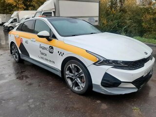 2020 Kia K5 III, белый, 2400000 рублей, вид 3