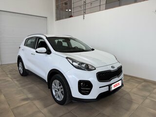 2017 Kia Sportage IV, серебристый, 1700000 рублей, вид 4