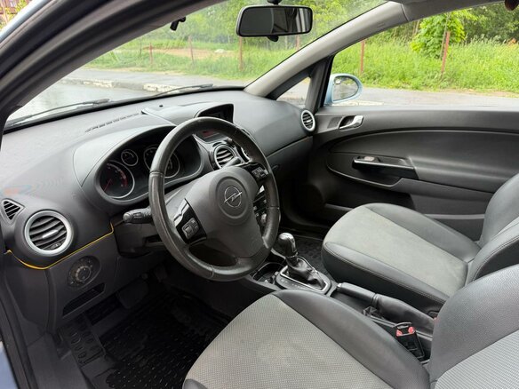2008 Opel Corsa D, серый, 330000 рублей - вид 2