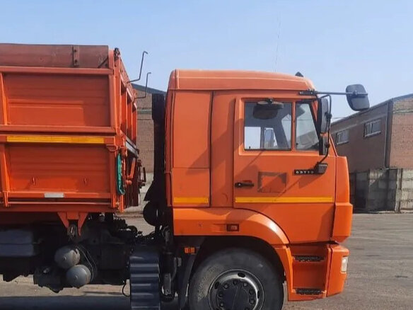 2016 КамАЗ 45143, оранжевый, 3200000 рублей - вид 3