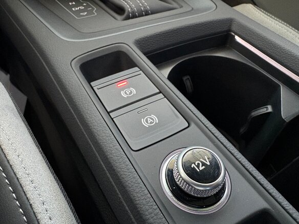 2026 Audi Q3 45 TFSI II (F3), серый - вид 26