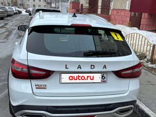 2024 Lada (ВАЗ) Vesta SW Cross I Рестайлинг (NG), белый, 1850000 рублей, вид 3