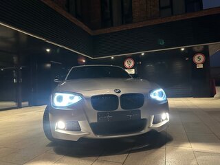 2012 BMW 1 серии 118i II (F20/F21), серебристый, 1049999 рублей, вид 2