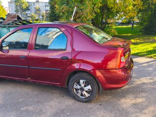 2011 Renault Logan I Рестайлинг, красный, 350000 рублей, вид 3