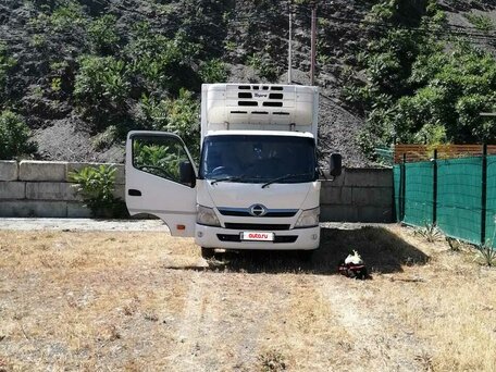 2012 Hino Series 300 (Dutro), белый, 2090000 рублей, вид 2