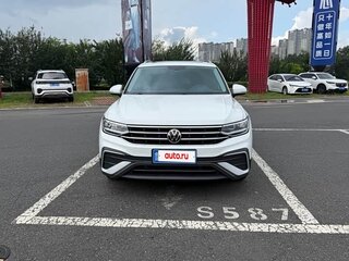 2022 Volkswagen Tiguan II Рестайлинг, белый, 2702000 рублей, вид 2