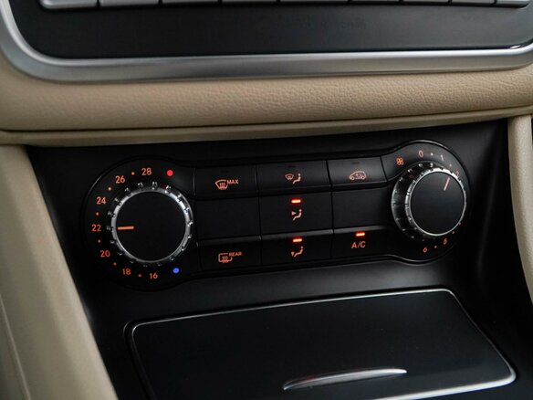 2017 Mercedes-Benz GLA 250 I (X156) Рестайлинг, чёрный, 2297444 рублей - вид 14