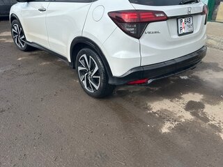 2019 Honda Vezel I Рестайлинг, белый, 1800000 рублей, вид 3