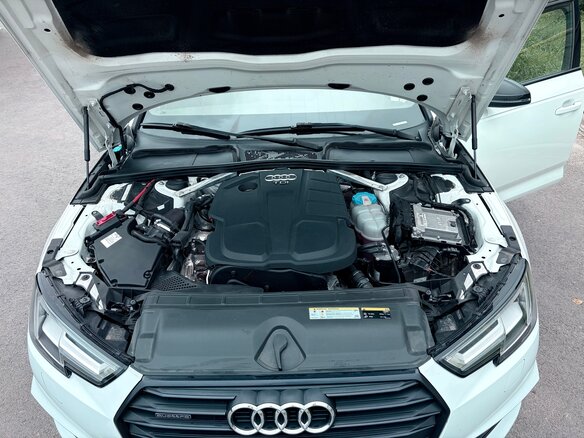 2017 Audi A4 V (B9), белый, 2600000 рублей - вид 11