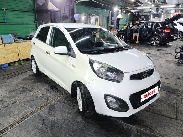 2011 Kia Picanto II, белый, 660000 рублей - вид 1